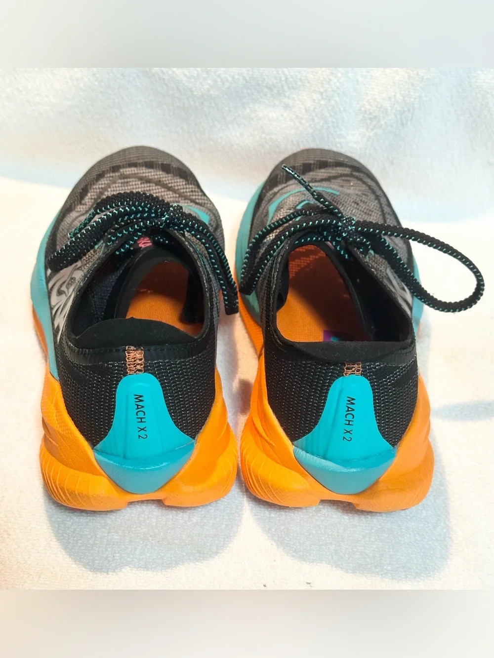 Hoka mach x2